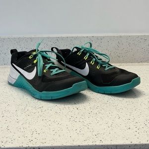 Nike Metcon 1 Flywirw Training Shoes